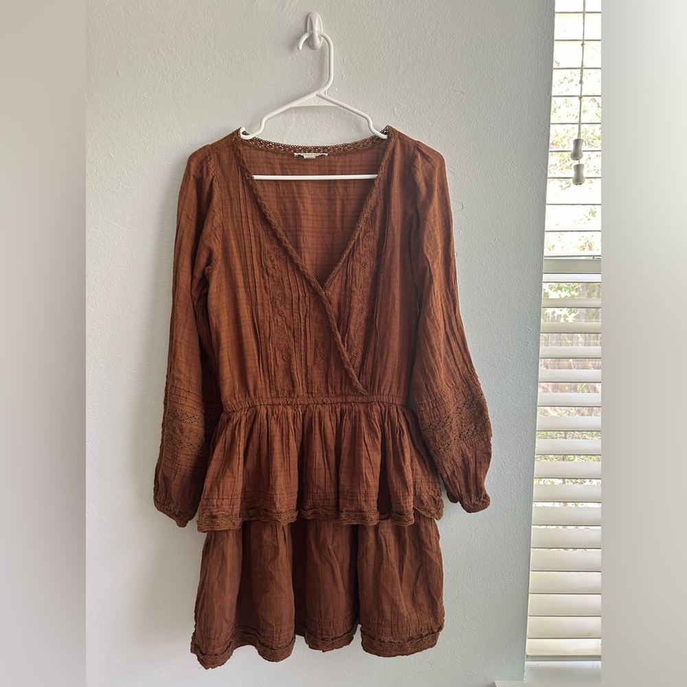 American Eagle Outfitters Women's Rust Brown V-Neck Peplum Dress